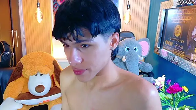 StormLuxX online show from March 2026 12:14:01 PM