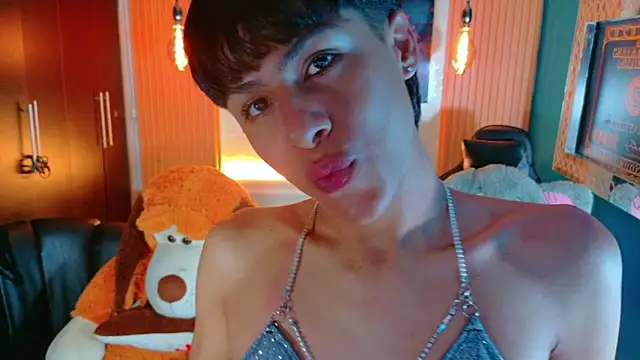 StormLuxX online show from March 2026 02:06:01 PM