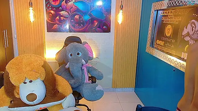 StormLuxX online show from March 2026 12:16:02 PM