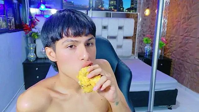 StormLuxX online show from January 2026 10:03:01 PM