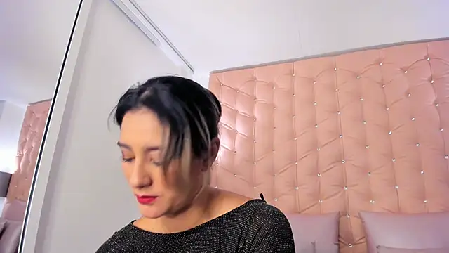 JulietaWales online show from February 2026 11:45:02 AM