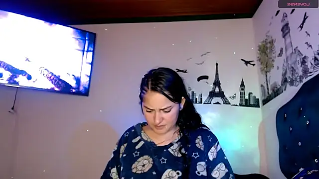 MisNicol online show from January 2026 11:26:01 AM