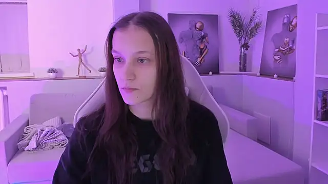 KrisDoeil online show from January 2026 02:07:01 AM