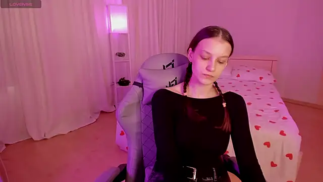 KrisDoeil online show from March 2026 01:29:02 AM