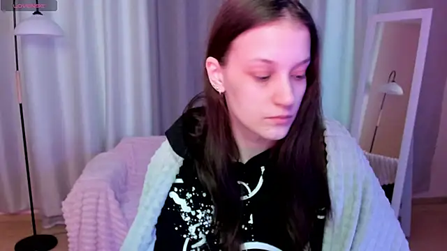 KrisDoeil online show from February 2026 02:11:01 AM