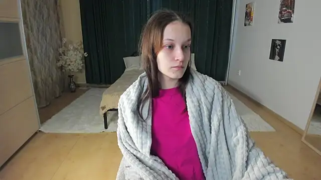 KrisDoeil online show from February 2026 02:10:02 AM