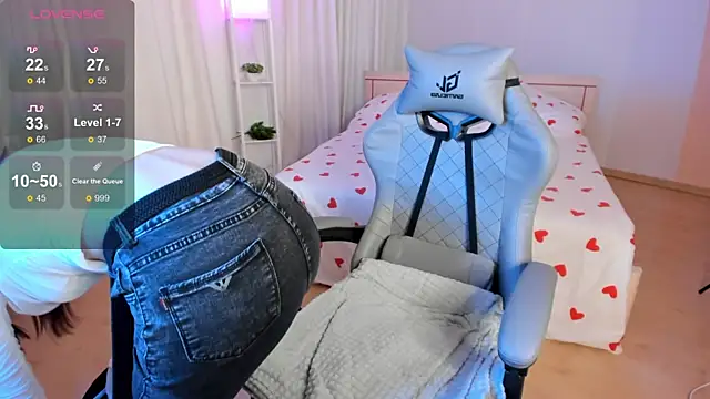 KrisDoeil online show from April 2026 02:07:02 AM