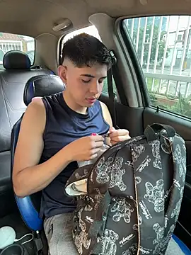 Johan stick online show from December 2025 06:42:02 PM