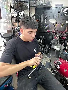 Johan stick online show from December 2025 05:28:02 PM