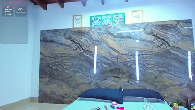 Evy connor online show from December 2025 11:36:01 AM