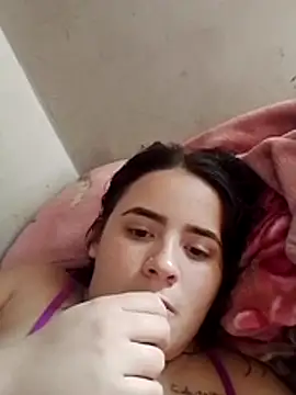 Snapshot of eujaamii chatting on December 2025 02:52:01 PM eujaamii online show from December 2025 02:52:01 PM