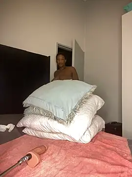 Snapshot of GiantClithpee chatting on February 2025 03:32:02 AM GiantClithpee online show from February 2025 03:32:02 AM