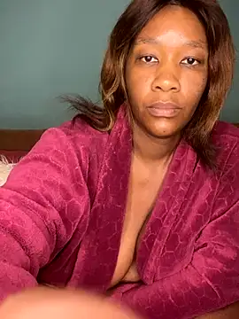 Snapshot of GiantClithpee chatting on October 2025 01:31:02 AM GiantClithpee online show from October 2025 01:31:02 AM