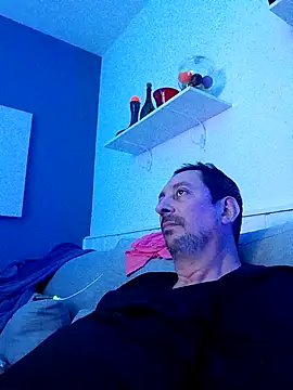 FocussedFreckle online show from December 2025 12:33:02 AM