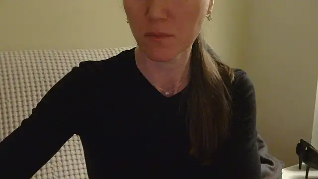 Snapshot of AuroraAG chatting on April 2026 08:35:01 PM AuroraAG online show from April 2026 08:35:01 PM