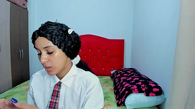 Samantha luv  online show from March 2026 04:47:02 PM