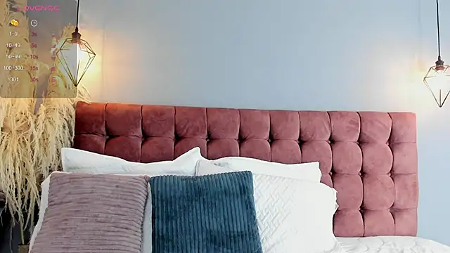 Samantha luv  online show from January 2026 02:51:02 AM