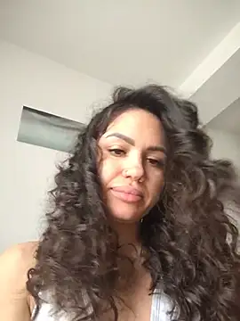 SiennaLuxexx online show from June 2026 12:55:02 PM