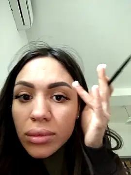 SiennaLuxexx online show from April 2026 10:22:01 AM