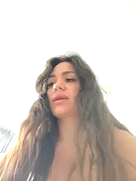 SiennaLuxexx online show from April 2026 11:12:01 AM