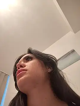 SiennaLuxexx online show from April 2026 11:22:02 AM