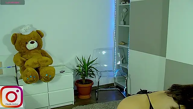 SiennaLuxexx online show from January 2026 12:48:01 AM