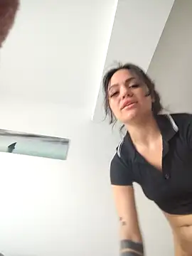 SiennaLuxexx online show from April 2026 11:57:01 AM