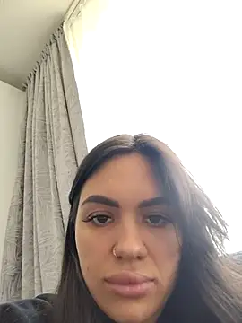 SiennaLuxexx online show from April 2026 10:44:02 AM