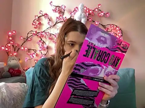 Ungoliant Kiss online show from March 2026 08:18:01 AM