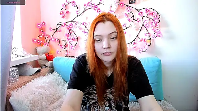 Snapshot of Ungoliant_Kiss chatting on July 2026 02:40:01 PM Ungoliant Kiss online show from July 2026 02:40:01 PM