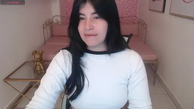 Nina harpper  online show from January 2026 01:06:01 PM