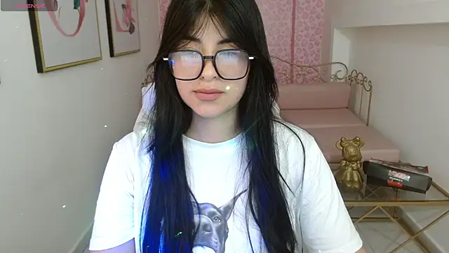 Nina harpper  online show from April 2026 01:04:02 PM