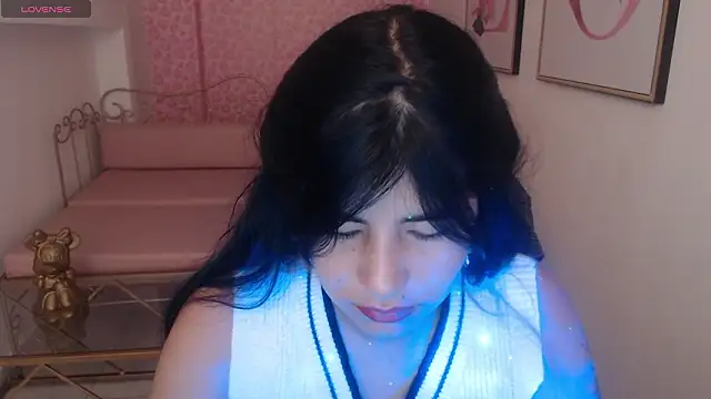 Nina harpper  online show from January 2026 01:26:01 PM