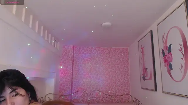 Nina harpper  online show from January 2026 01:15:02 PM