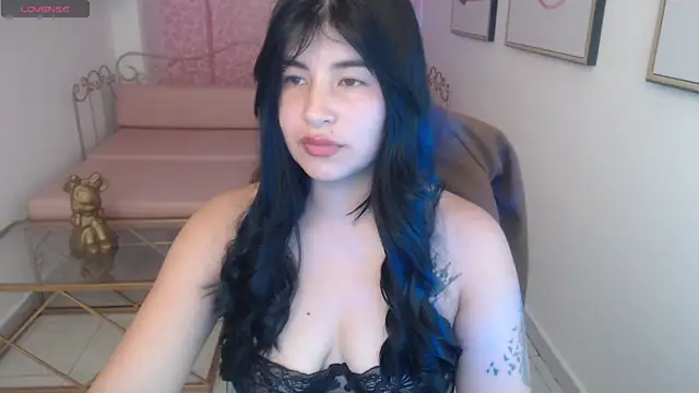 Nina harpper  online show from February 2026 01:00:01 PM