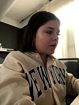 Camila Duarte2 online show from January 2026 01:17:02 PM