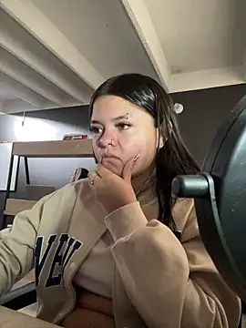 Camila Duarte2 online show from February 2026 01:29:01 PM