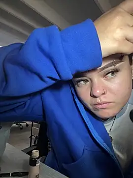 Camila Duarte2 online show from February 2026 01:30:01 PM