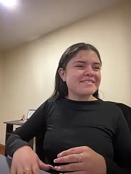 Camila Duarte2 online show from April 2026 01:45:02 PM