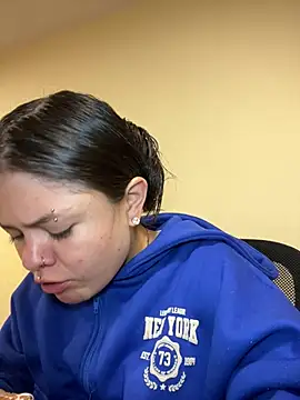 Camila Duarte2 online show from March 2026 02:10:02 PM