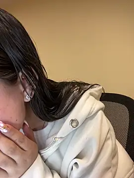 Camila Duarte2 online show from March 2026 01:46:02 PM