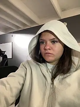 Camila Duarte2 online show from January 2026 01:26:01 PM