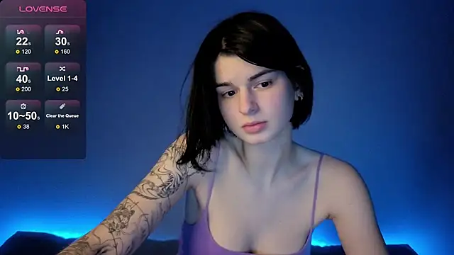 lololozhechka online show from December 2025 08:01:01 PM