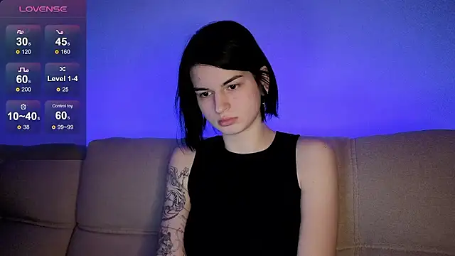 lololozhechka online show from January 2026 07:10:02 PM