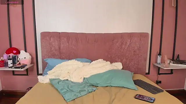 MissSavage  online show from April 2026 08:42:01 AM