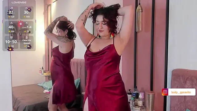 MissSavage  online show from April 2026 07:38:02 PM