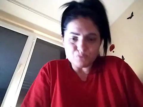 Snapshot of gini92 chatting on December 2025 02:52:01 PM gini92 online show from December 2025 02:52:01 PM