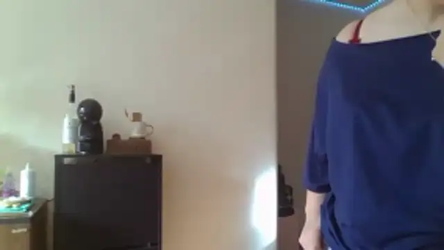 Snapshot of risa2007 chatting on February 2026 03:09:01 PM risa2007 online show from February 2026 03:09:01 PM