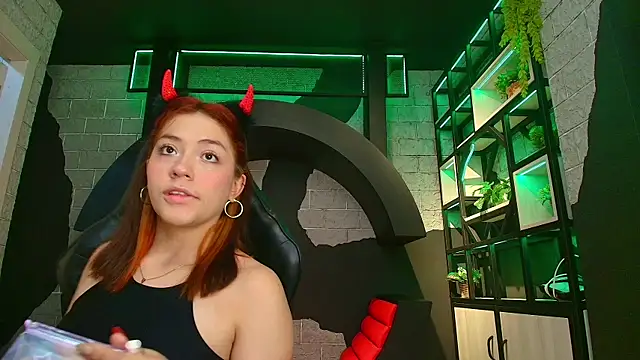 NaughtyNebula online show from January 2026 07:09:01 PM