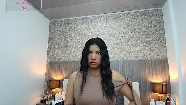 Snapshot of nicol_alvarez chatting on February 2026 11:43:02 AM nicol alvarez online show from February 2026 11:43:02 AM